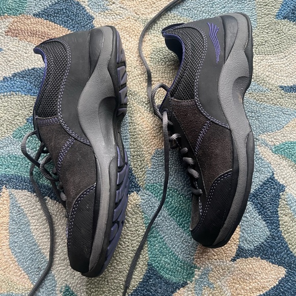 Dansko Black and Purple Athletic Shoes with Breathable Mesh size 39 - Picture 4 of 7